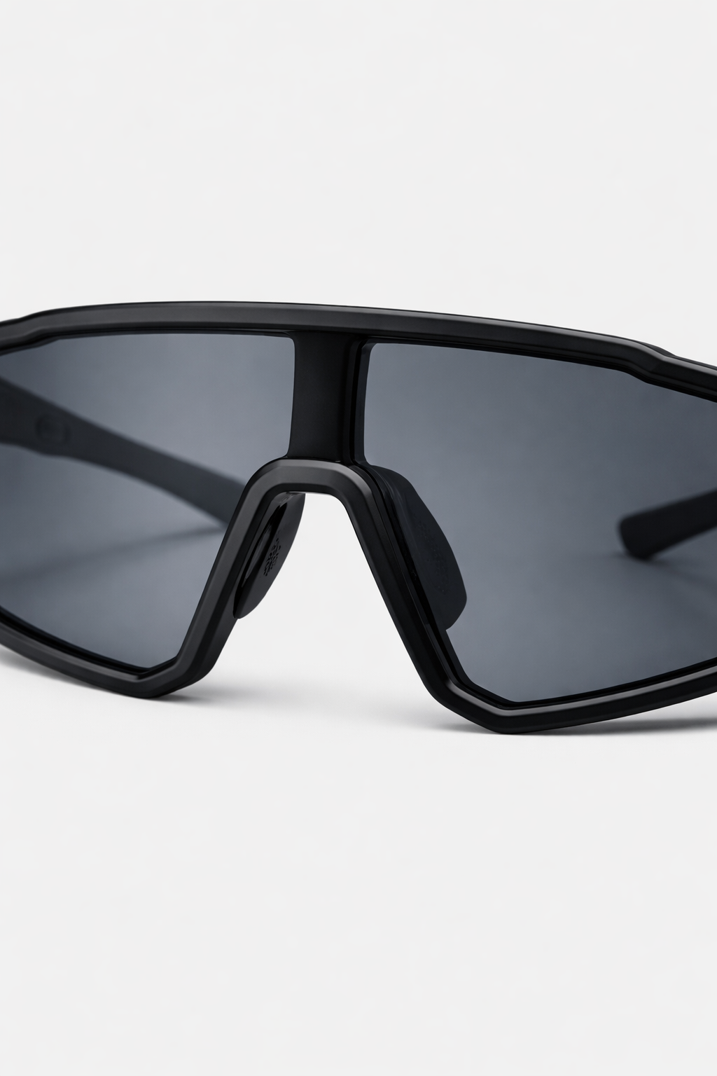Les Arcs Shadow Shield Sunglasses | Polarized UV400 Performance