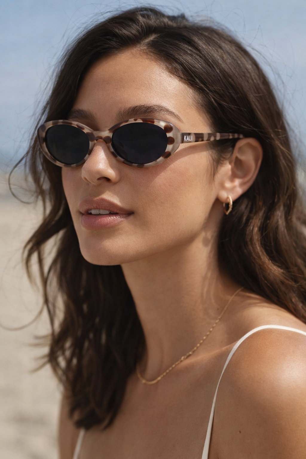 Diana Oval Cat-eye Sunglasses - Designer Quality - Polarised Lenses, Black shades