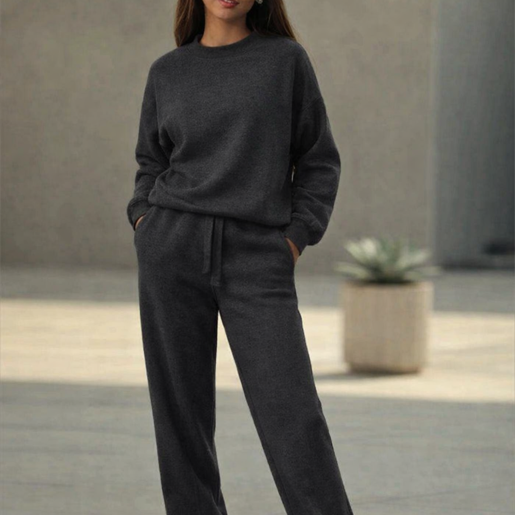 Women’s Relaxed Fit Two-Piece Pant Set – Comfortable Matching Top & Pants