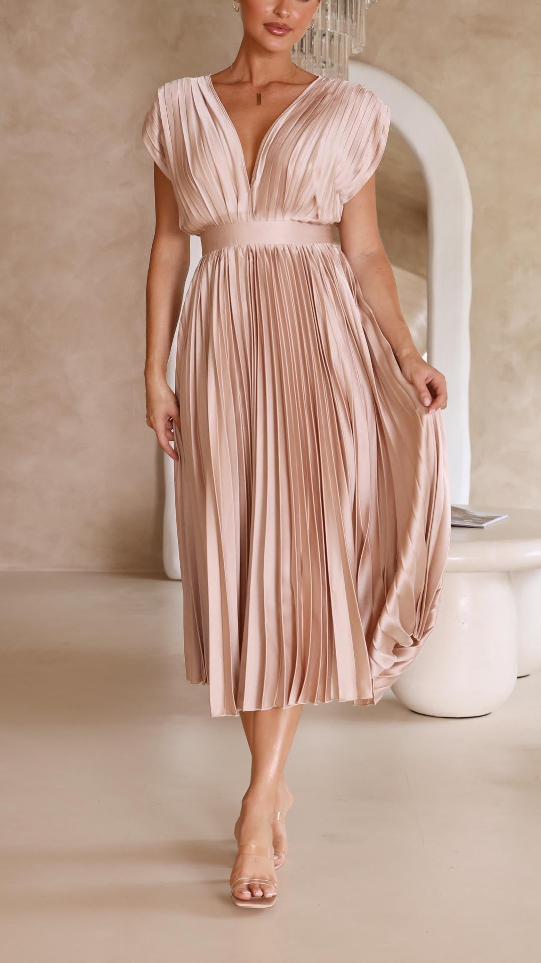 Women's Elegant Maxi Summer Dress - V-neckline With Pleated Design