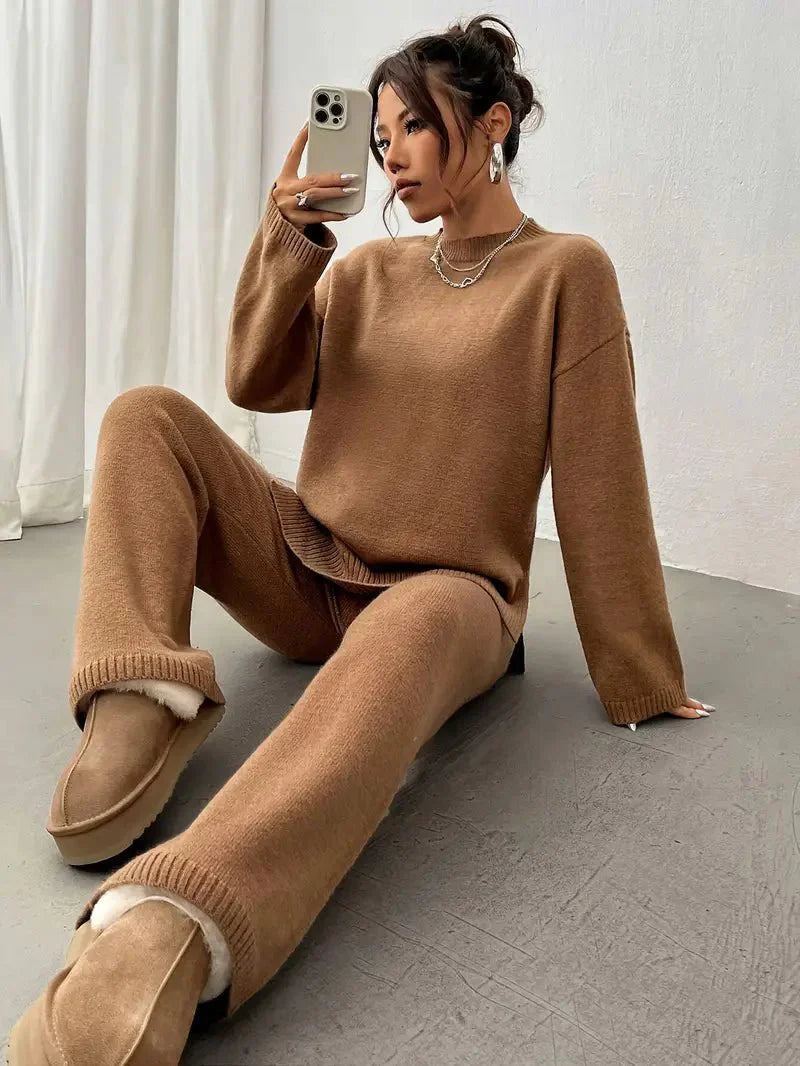 Isla | Women’s Two-Piece Knit Lounge Set - Sweater & Pants